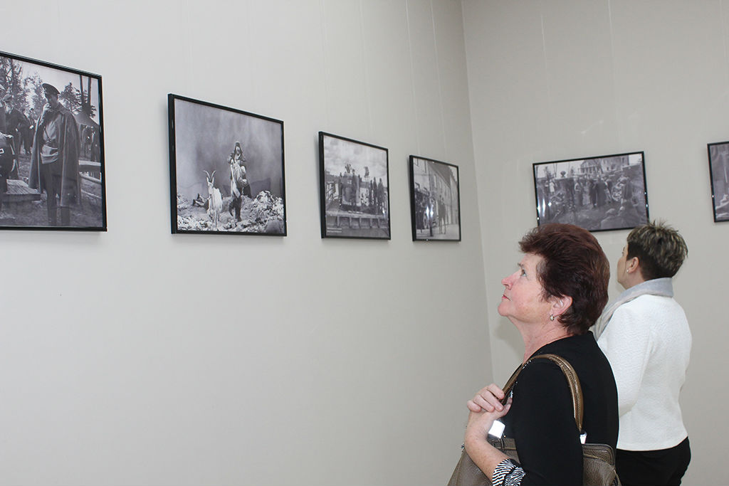 На Куршской косе открылась выставка о снятых в Калининградской области кинокартинах